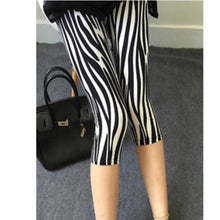 Load image into Gallery viewer, YSDNCHI Camouflage Print Leggings