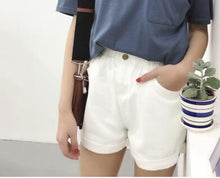 Load image into Gallery viewer, Loose Roll Up Hem Elastic Waist Jean Shorts