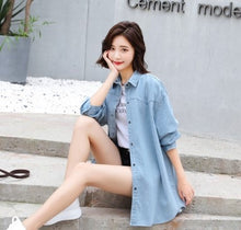 Load image into Gallery viewer, Flower Embroidery Lace Loose Overcoat