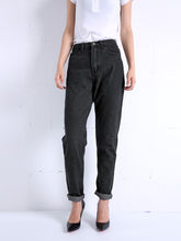 Load image into Gallery viewer, Mom Jeans