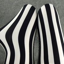 Load image into Gallery viewer, YSDNCHI Camouflage Print Leggings